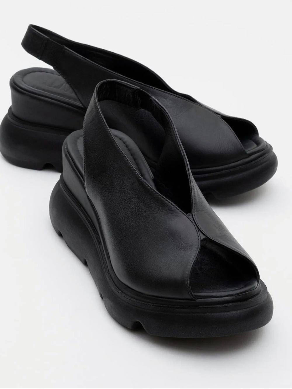 Women’s Black Chunky Slingback Peep-Toe Sandals